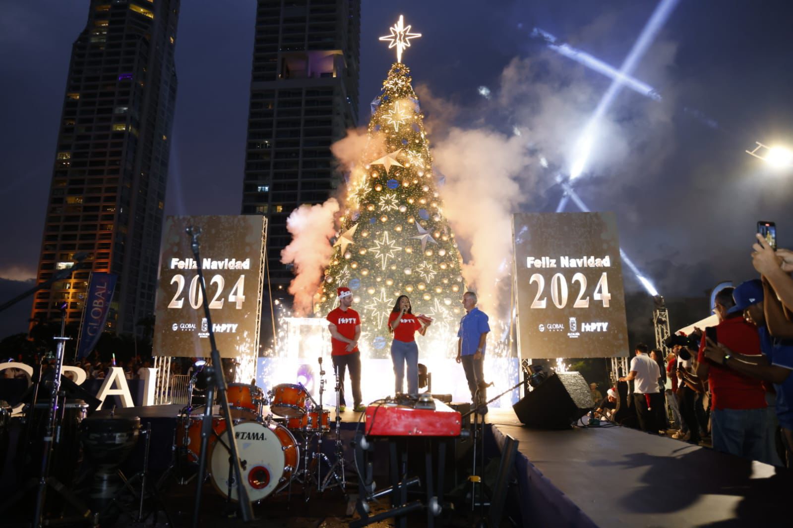 Prometen seguridad en el desfile navideño 'Ciudad de las Estrellas' 