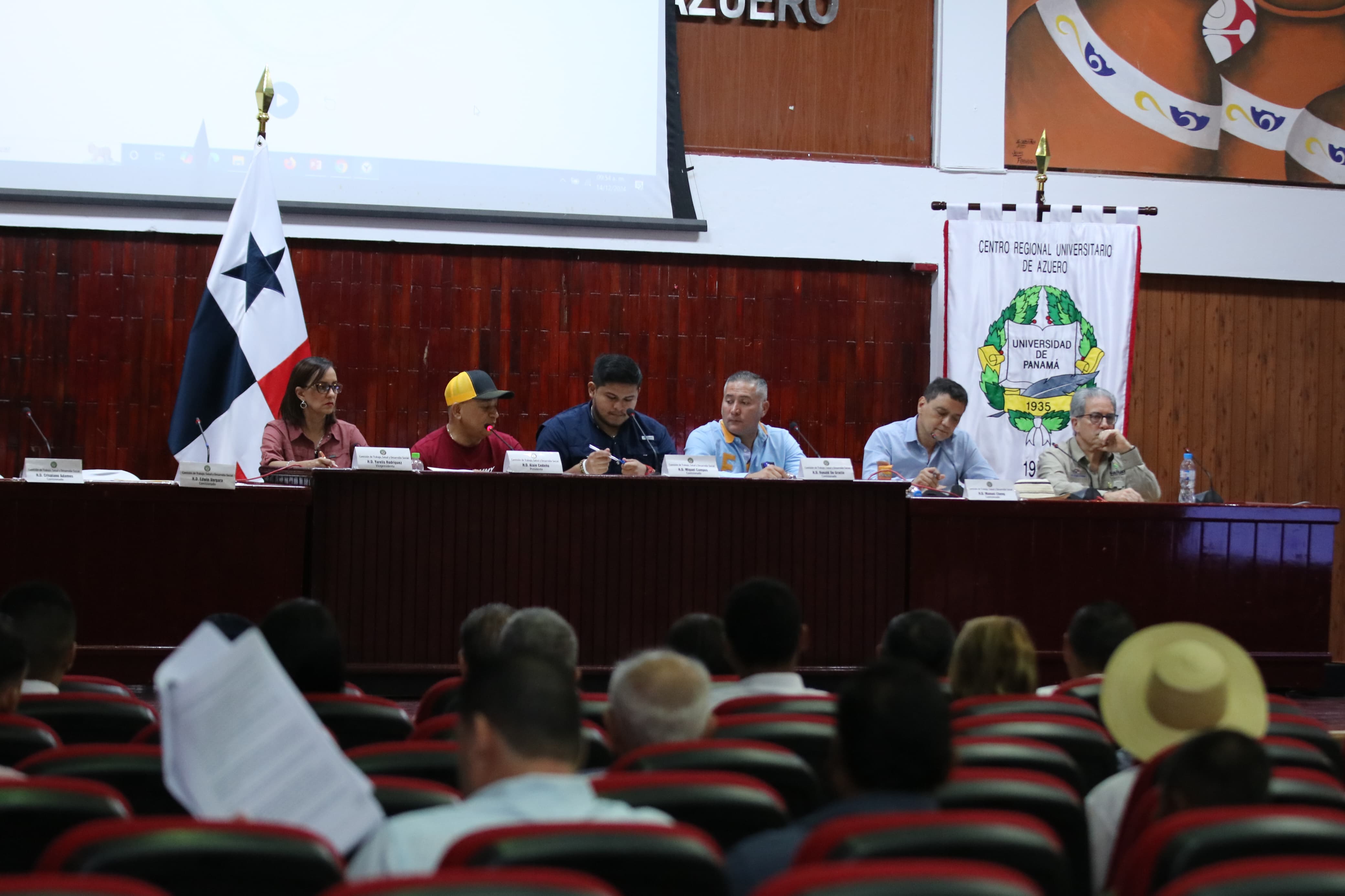 Realizan consulta ciudadana sobre proyecto de reformas a la Ley de la CSS en Azuero y Coclé 