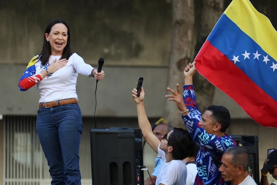 María Corina Machado fue interceptada al término de la manifestación en Caracas 