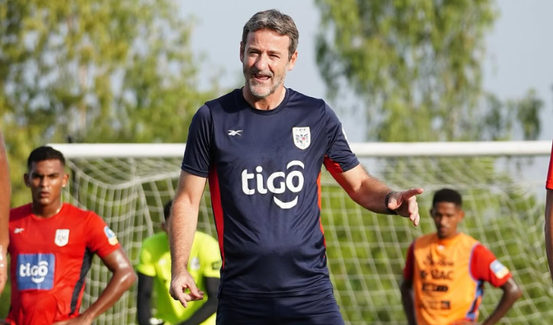 Thomas Christiansen espera un partido 'muy exigente' ante la selección de Chile 