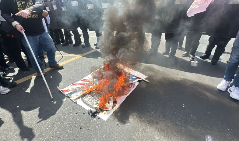 Manifestantes protestan contra la presencia de Marco Rubio en Panamá 