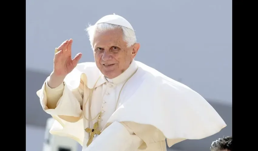 Tras su renuncia, se celebró el cónclave del que resultó electo el cardenal Jorge Mario Bergoglio, arzobispo de Buenos Aires, como romano pontífice, que tomó el nombre de Francisco. Foto: Héctor Figueroa