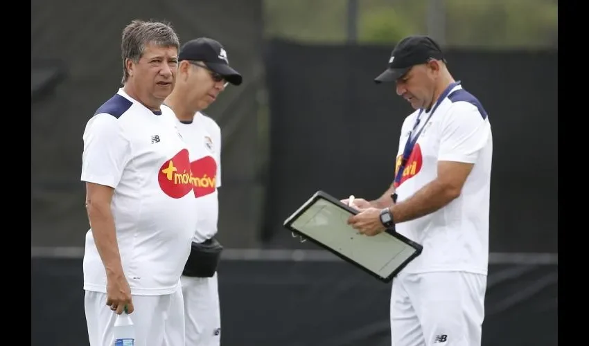 El entrenador Hernán Gómez. Foto: Anayansi Gamez