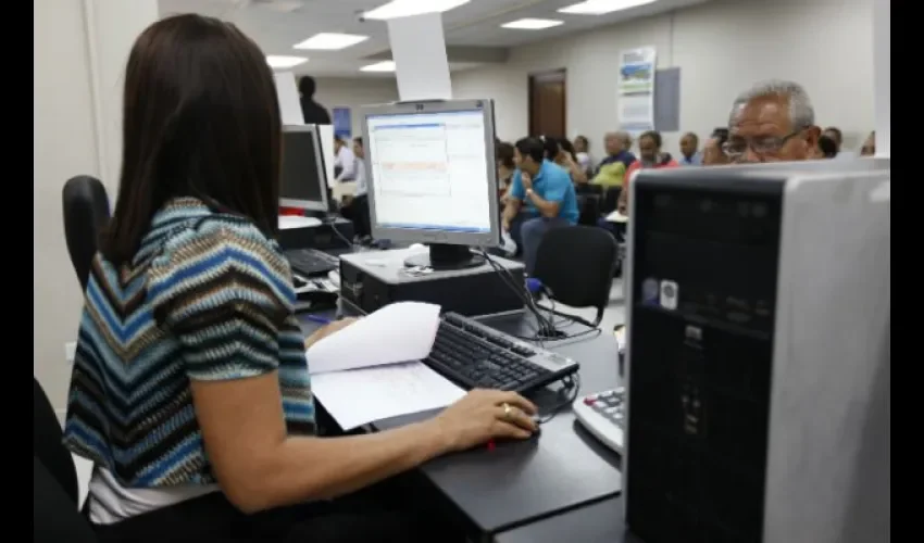 Trabajadores.