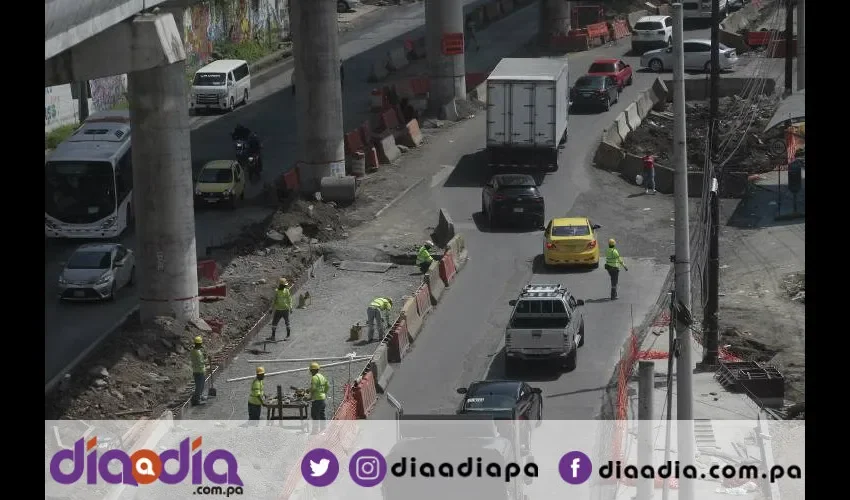 Los trabajos continuaron a pesar de que la Alcaldía paralizó el proyecto. Foto: Roberto Barrios 