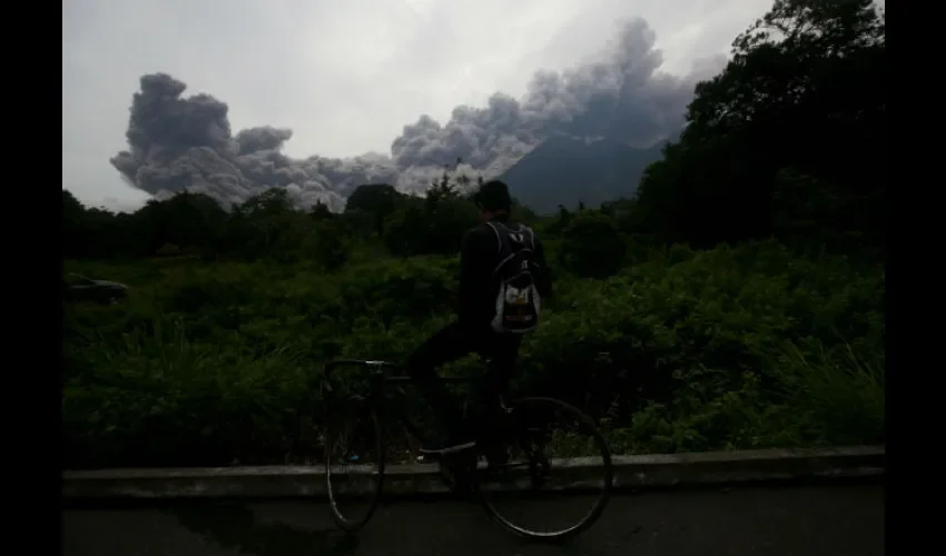 Volcán de Fuego de Guatemala.  