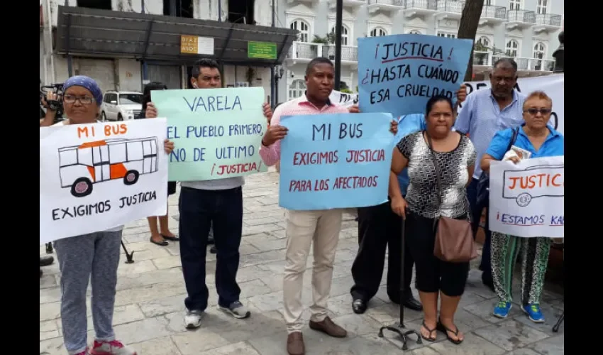 Víctimas de accidentes en metrobuses. 