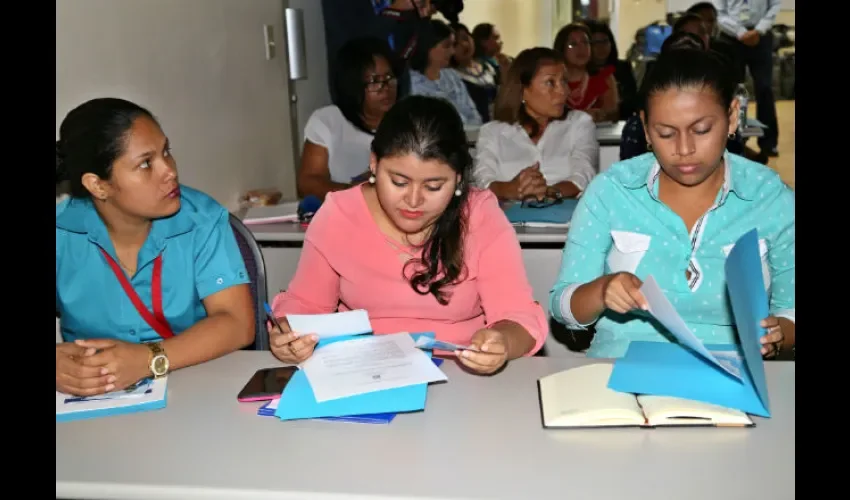 Los de la Cruz Roja también se preparan para las elecciones. Foto: Brenda Ducreux