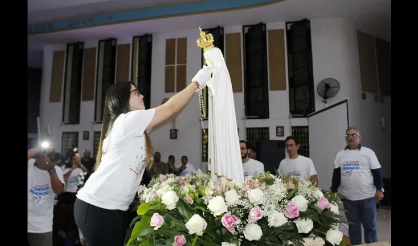 Foto ilustrativa de una voluntaria para la JMJ 2019. Cortesía 