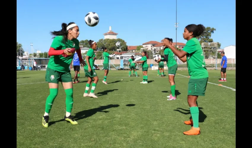 Este jueves se juega el partido de ida. Foto: Fepafut 