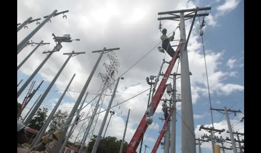 Trabajadores del sector eléctrico. 