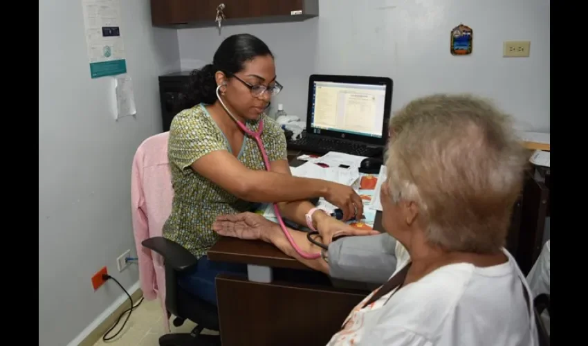 Foto ilustrativa de la atención médica. 