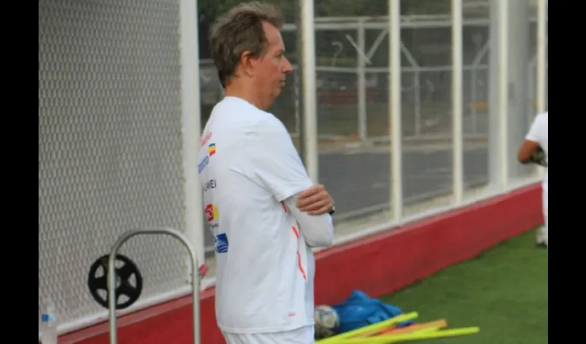 Foto ilustrativa de Gary Stempel durante un entrenamiento. Cortesía: @fepafut