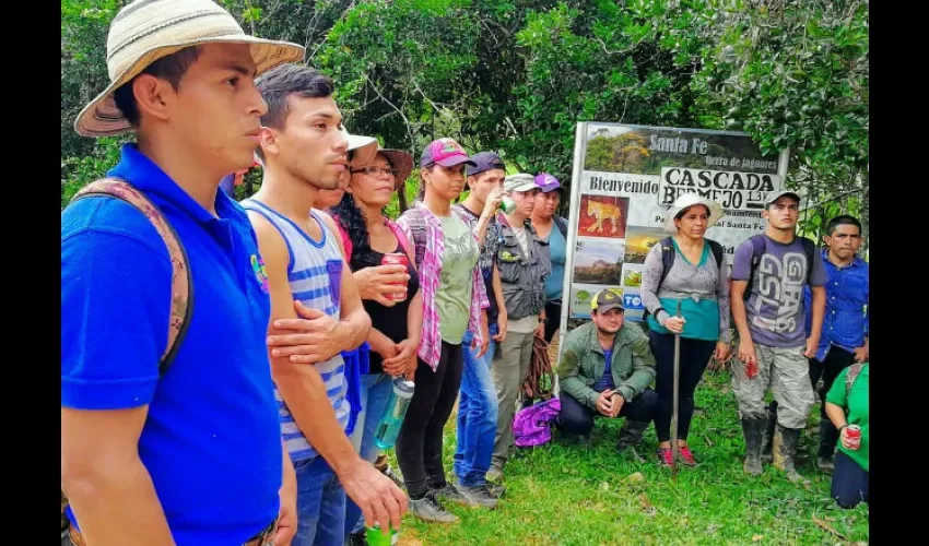 Panameños buscan incursionar en la labor de guía. 