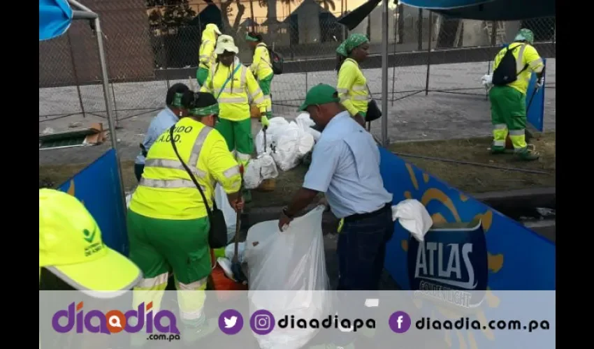 Lo que más recogieron fueron botellas plásticas.Foto: Jesús Simmons