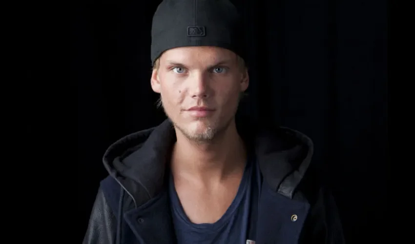 Avicii. 