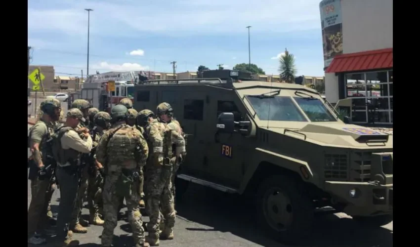 Foto ilustrativa de la fuerza armada el día del tiroteo. Cortesía. 