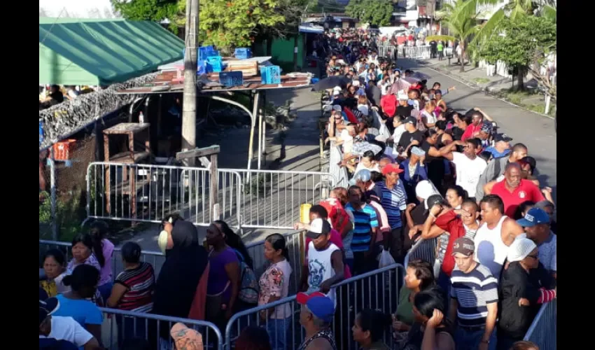 Las Naviferias concluyen el 19 de este mes, luego de que sean vendidos los jamones anunciados. Los sábados seguirán las ferias tradicionales con la venta del arroz.