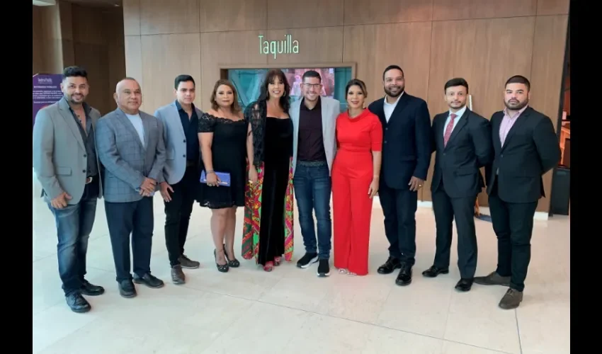 Integrantes de Organización Miss Universo Panamá.  