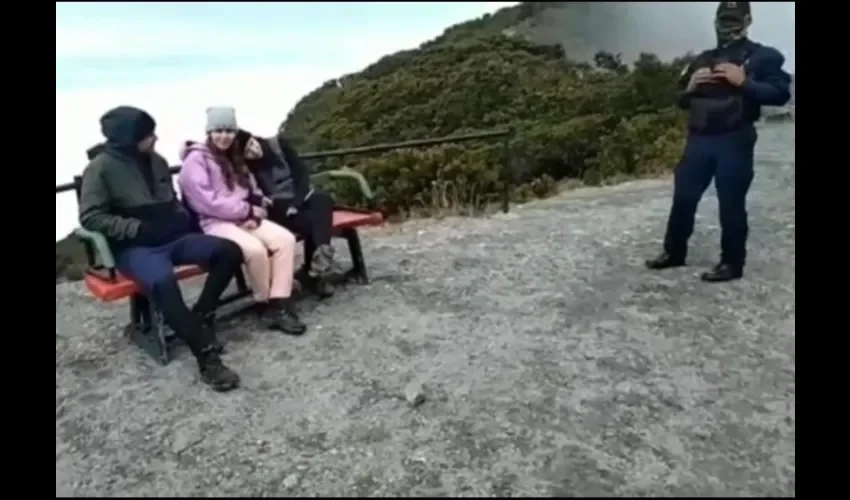 Por el área de Boquete suben 100 turistas o personas caminando a diario y unos 15 vehículos.