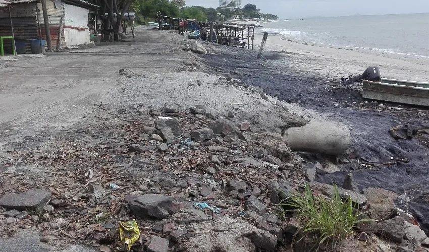 Las playas son frecuentadas durante los fines de semana con mayor número. 