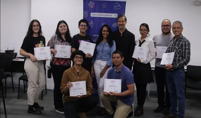 Los participantes recibieron certificado de participación. 